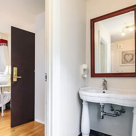 4 Star Spacious In Ferienhaus